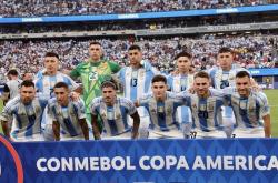 华体会官方平台下载-梅西领衔阿根廷队晋级美洲杯决赛，与巴西队争夺冠军