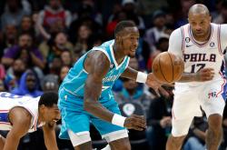 华体会APP下载-网队主场力克黄蜂，厄文砍下28分