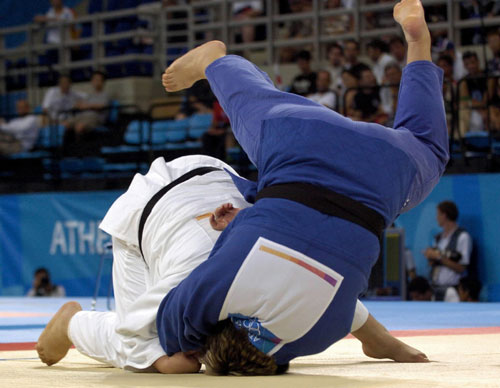 乌克兰运动员突围成功，冲击铜牌