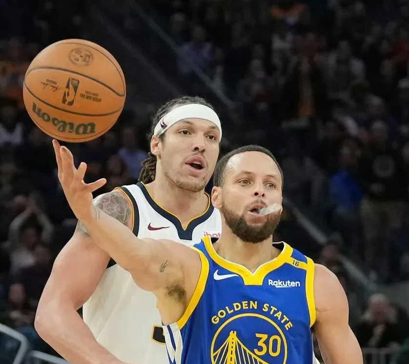 包含雄鹿负勇士,库里砍30+的词条 包含雄鹿负勇士,库里砍30+的词条