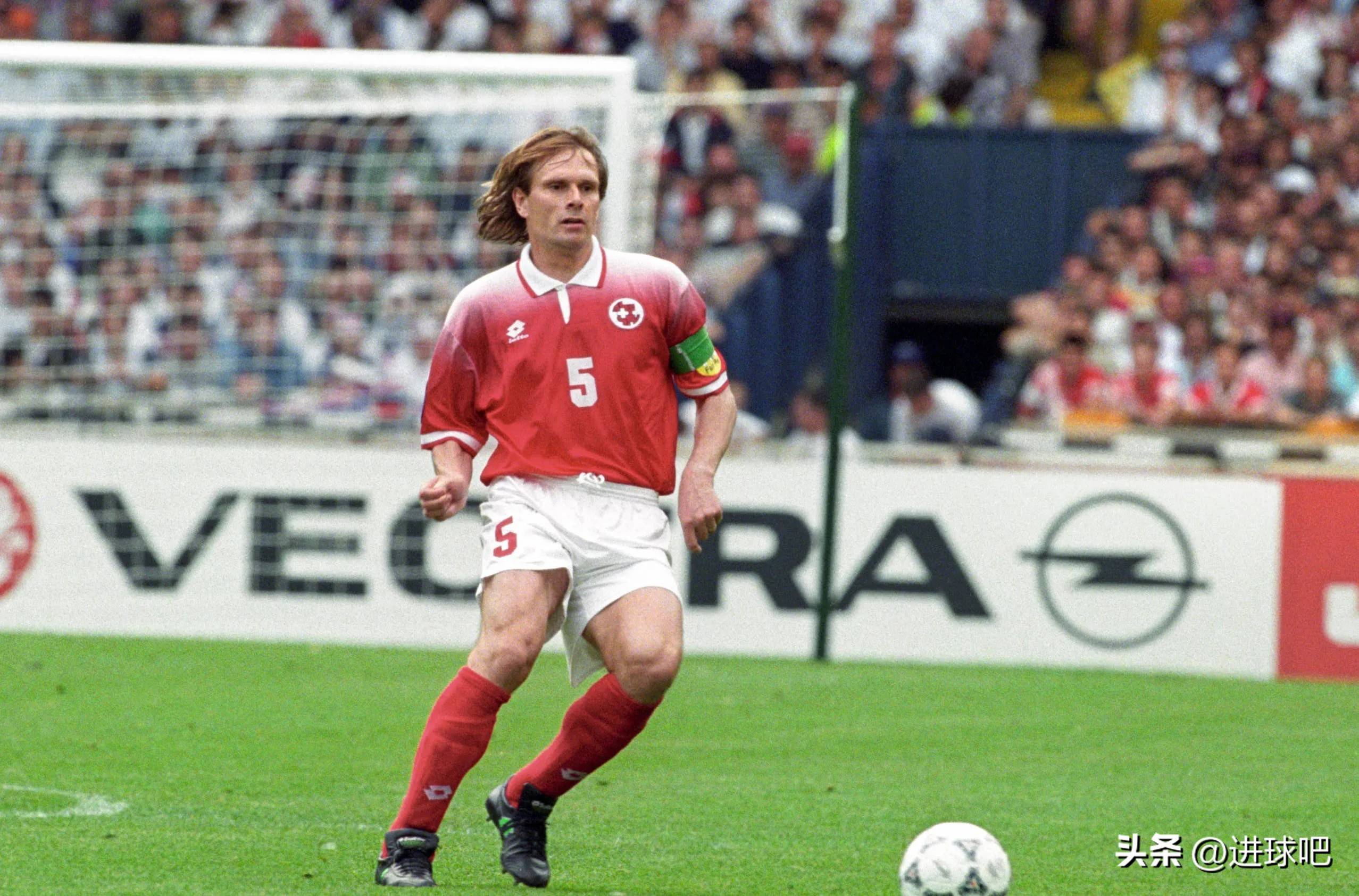 瑞士队实力十足晋级国际足球赛四强