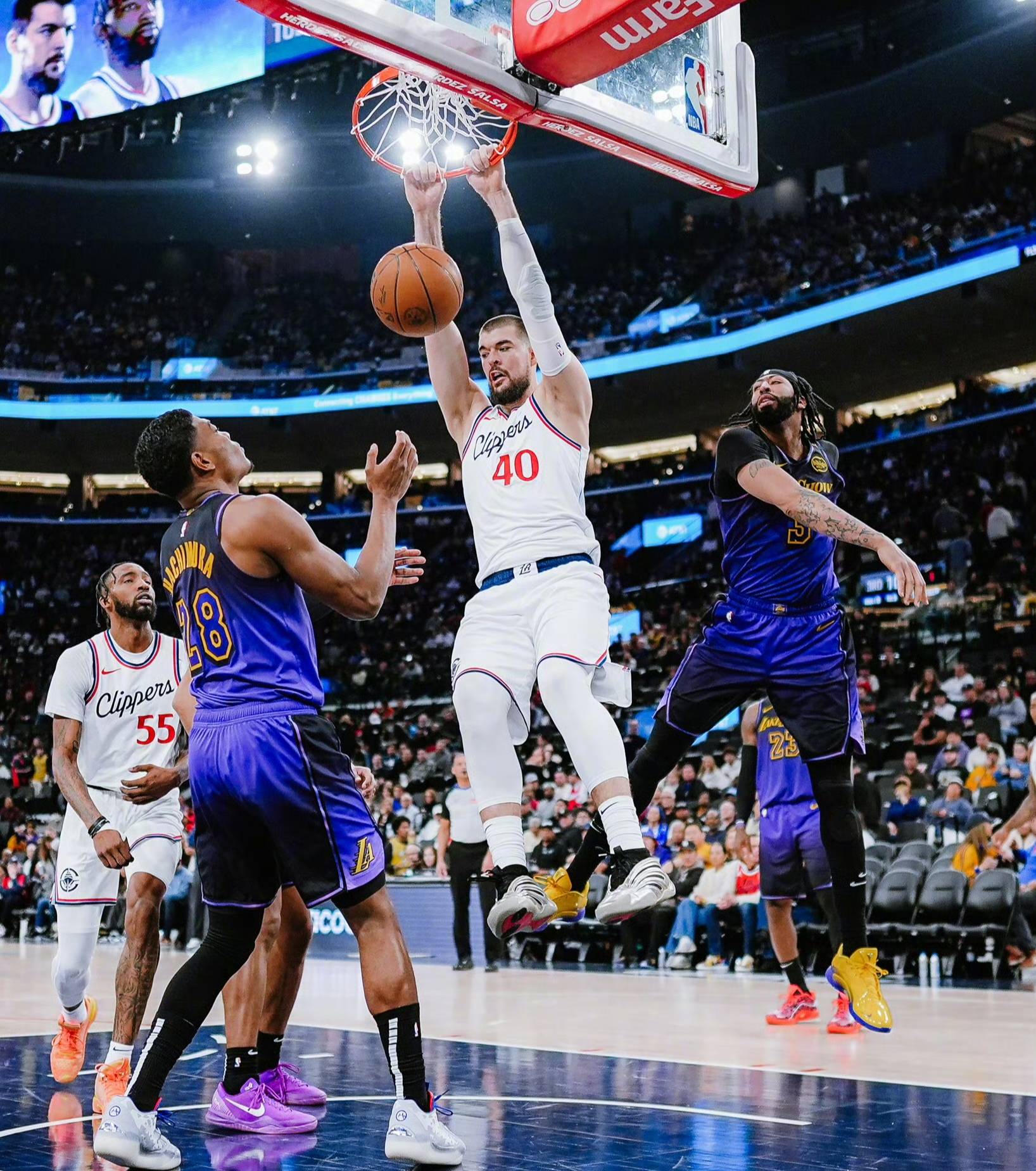 快船击败奇才，哈雷尔突破20分