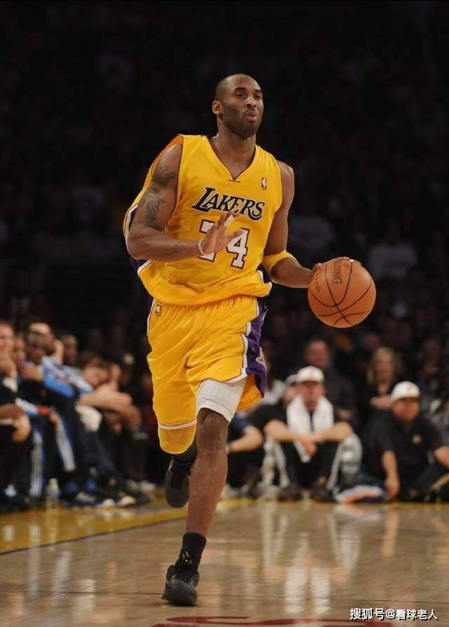 湖人胜骑士，科比表现出色