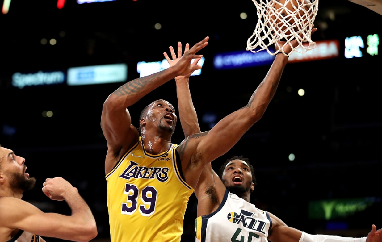 爵士击溃骑士,实力碾压 爵士击溃骑士,实力碾压