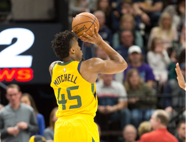 爵士击溃骑士,实力碾压 爵士击溃骑士,实力碾压