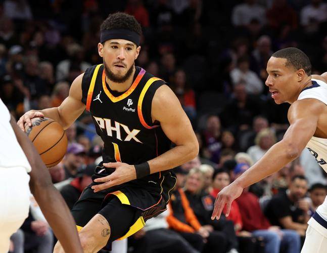 太阳击败老鹰,布克狂砍45分的简单介绍 太阳击败老鹰,布克狂砍45分的简单介绍