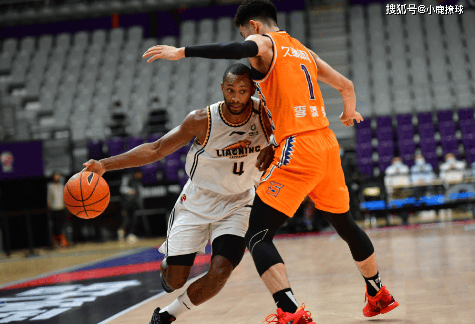 上海男篮惜败青岛雄鹿，积极备战下一场的简单介绍