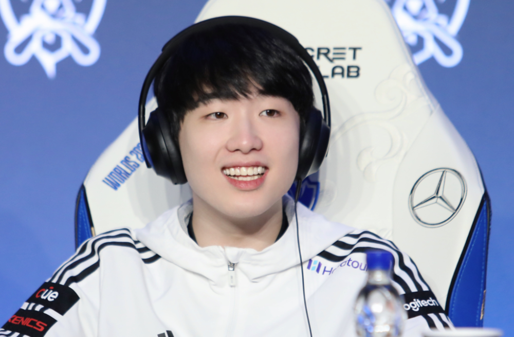 T1绝杀DK,Caps操刀奇招英雄翻盘焦点之战半决赛,技惊四座 T1绝杀DK,Caps操刀奇招英雄翻盘焦点之战半决赛,技惊四座